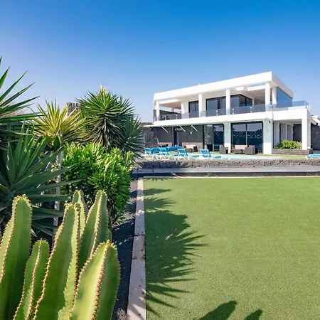 Вилла Jessy Luxury Golf